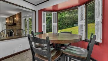 Signature House, 3 Bedrooms, Patio, Mountain View | View from room