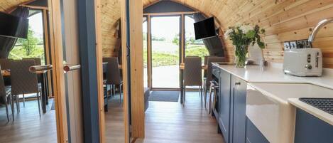 Lavavajillas y utensilios de cocina