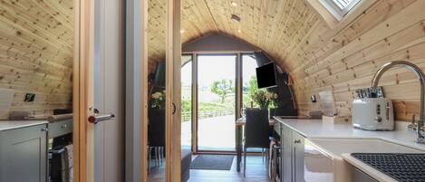 Lave-vaisselle, vaisselle et ustensiles