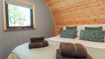 1 bedroom, individually decorated, individually furnished, free WiFi