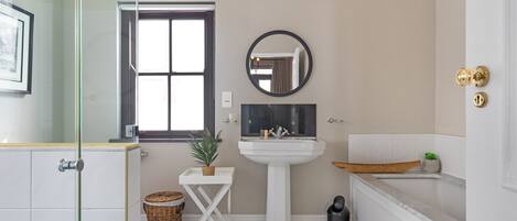 Towels, soap, toilet paper