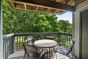 콘도, 침대(여러 개), 발코니, 골프장 전망 (Ron's Retreat) | 객실에서 보이는 전망