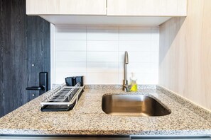 Fridge, microwave, oven, stovetop - HOM I Parking Wifi Malla Ciudad Santiago (Unknown)