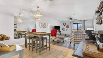 Condo, Multiple Beds, Balcony, Golf View (Royale Tee Retreat) | Dining