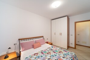 2 Schlafzimmer, Bettwäsche
