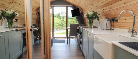 Lavavajillas y utensilios de cocina