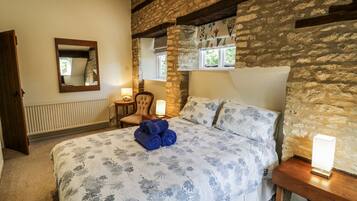 3 bedrooms, individually decorated, individually furnished, free WiFi