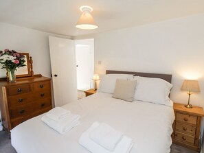 3 habitaciones, decoración personalizada y muebles diferentes 