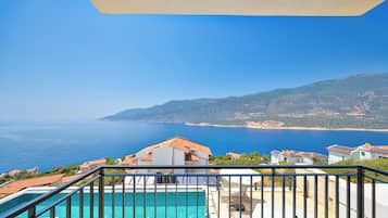 Superior Suite, Balcony, Sea View | Terrace/patio