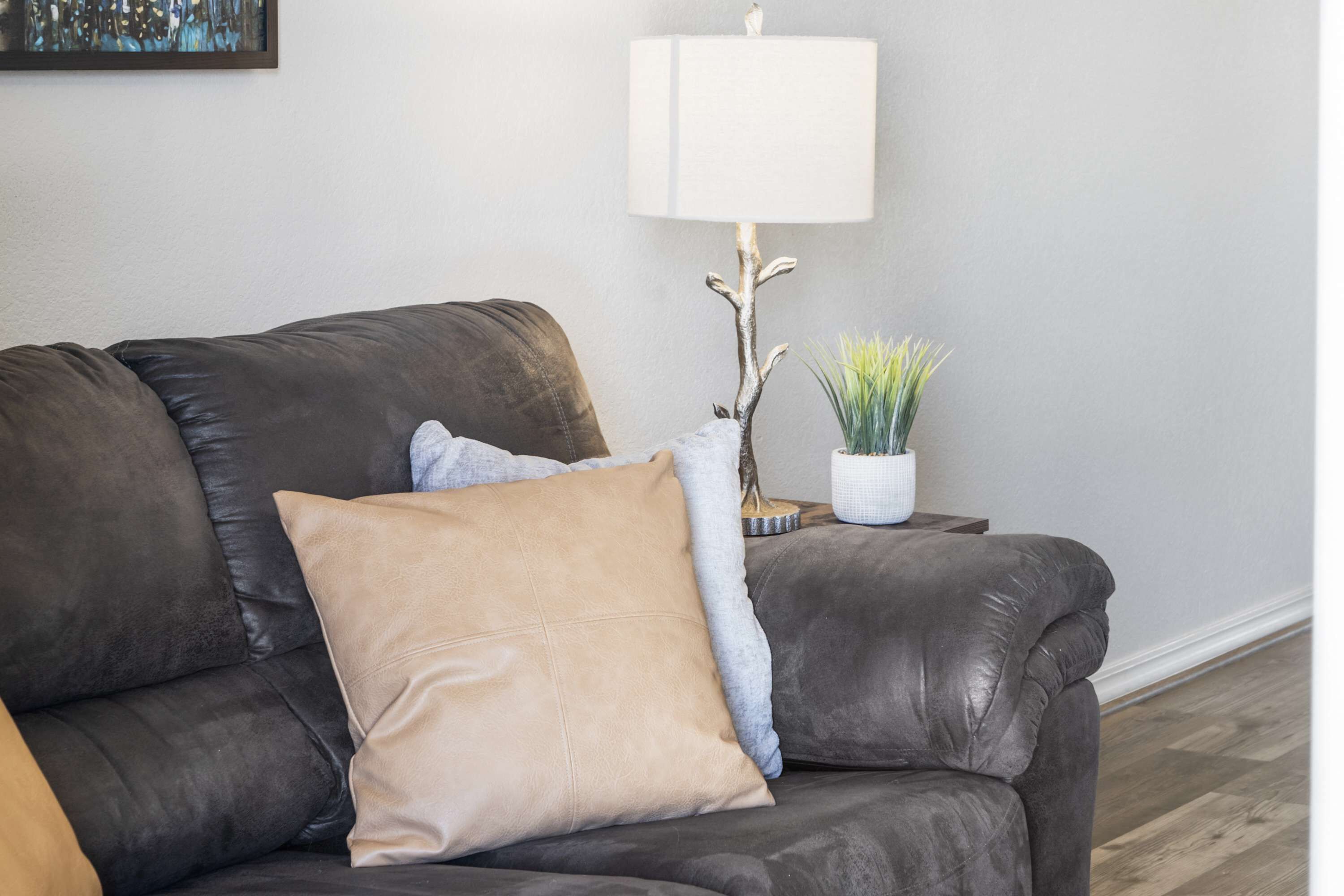 42 吋平面電視連數碼電視頻道