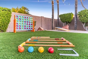 Children's area - Vibrant Home – Heated Pool, Arcade, & Fire pit (Phoenix)