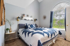 Condo, Multiple Beds, Balcony, Garden View (Warm Welcome Getaway)