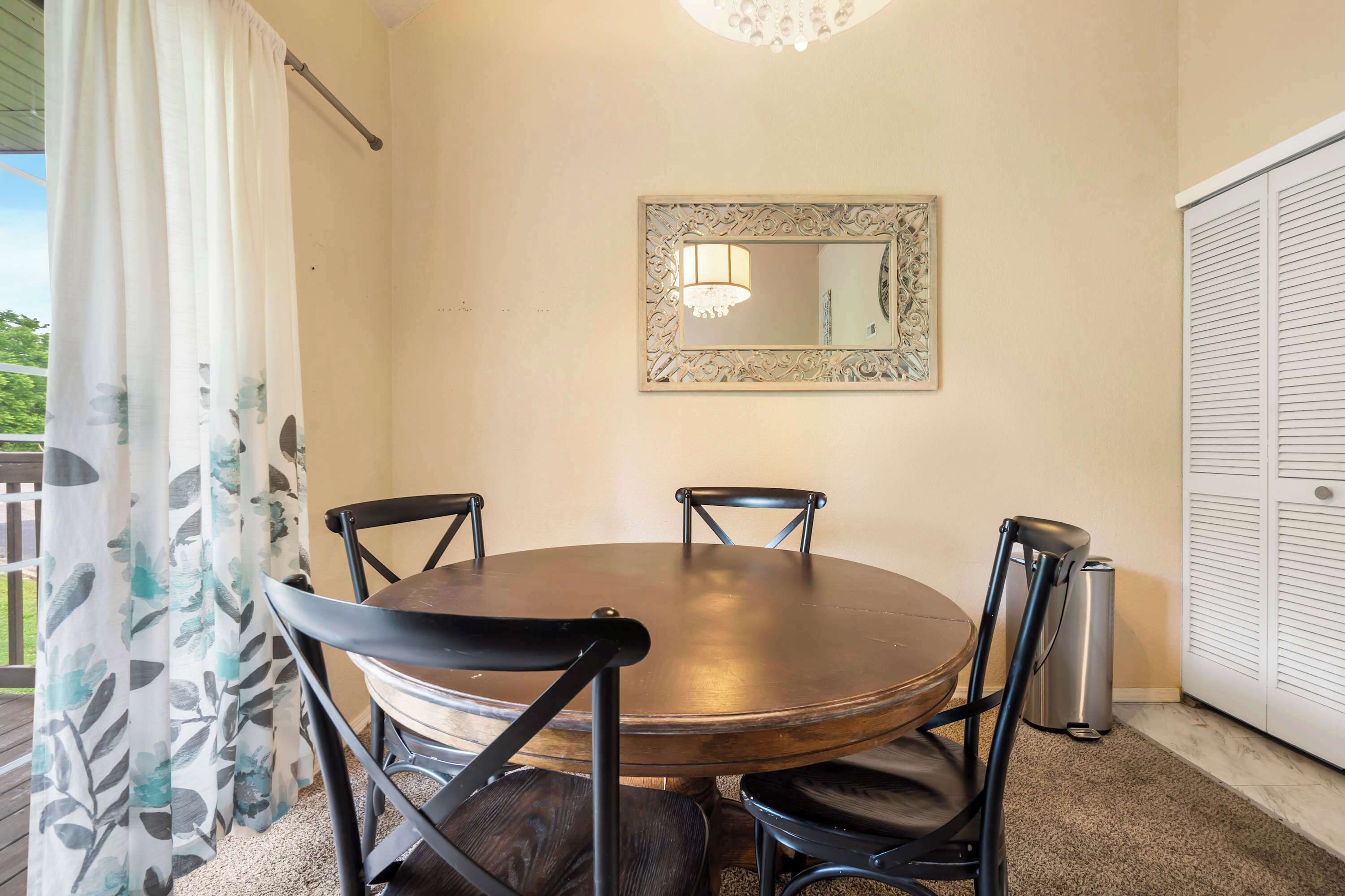 Condo, Multiple Beds, Balcony, Garden View (Warm Welcome Getaway) | Dining