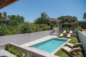 Outdoor pool - Armenaki Residence (Armenoi)
