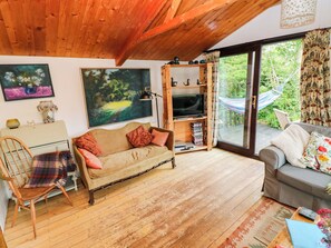 Living area - The Tree House (Haverfordwest)