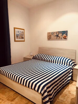 Room - Homerez - Apartment in Santa Maria di Castellabate (Santa Maria di Castellabate)