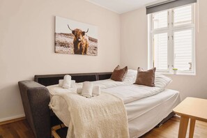5 bedrooms, iron/ironing board, travel cot, WiFi