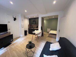 1 Schlafzimmer, Bügeleisen/Bügelbrett, WLAN, Bettwäsche