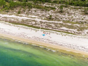 كراسي للتشمس، مناشف للشاطئ