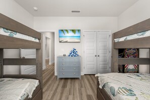4 bedrooms, iron/ironing board, travel cot, free WiFi
