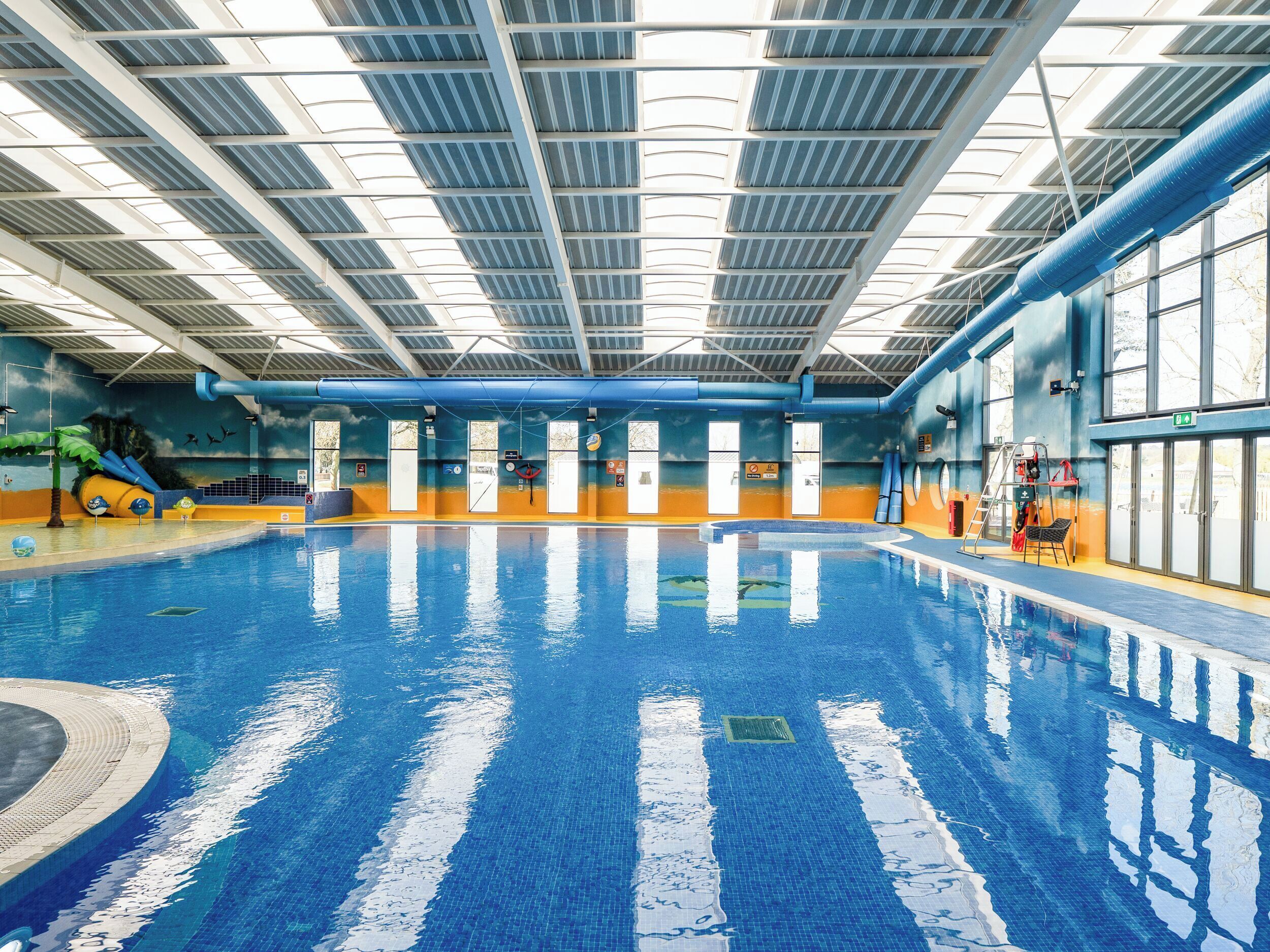 Cottage | Pool | Indoor pool, outdoor pool
