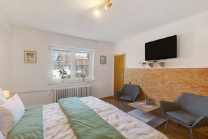 1 bedroom, iron/ironing board, WiFi, bed sheets