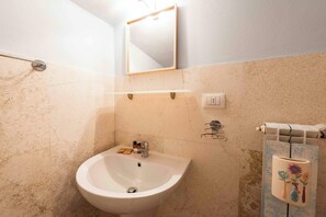 Duplex | Bathroom - Romito Loft by MMega (Florence)