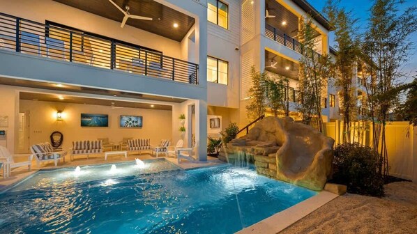 Outdoor pool, a heated pool