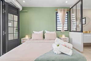 2 chambres, fer et planche à repasser, accès au Wi-Fi (inclus)