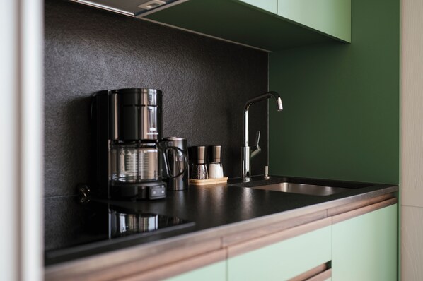 Appartement Familial, vue cour intérieure | Cuisine privée