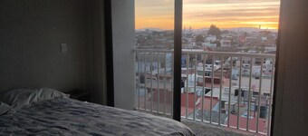 Lodging centrally located near H.Civil, CUCS, IMSS