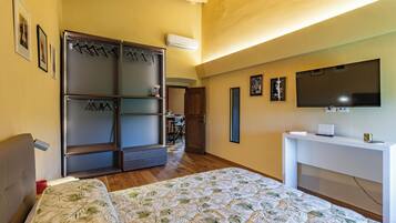 Apartemen Keluarga, 1 kamar tidur, tepi gunung (Romantic Apartment In Chianti) | 1 kamar tidur, Wi-Fi (biaya tambahan), dan seprai linen