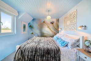 2 bedrooms, desk, iron/ironing board, WiFi - The Granary at Newage Farm (Lenham)