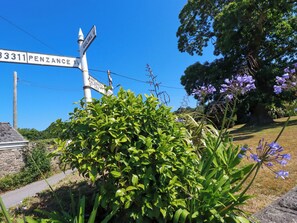Cottage | Property grounds