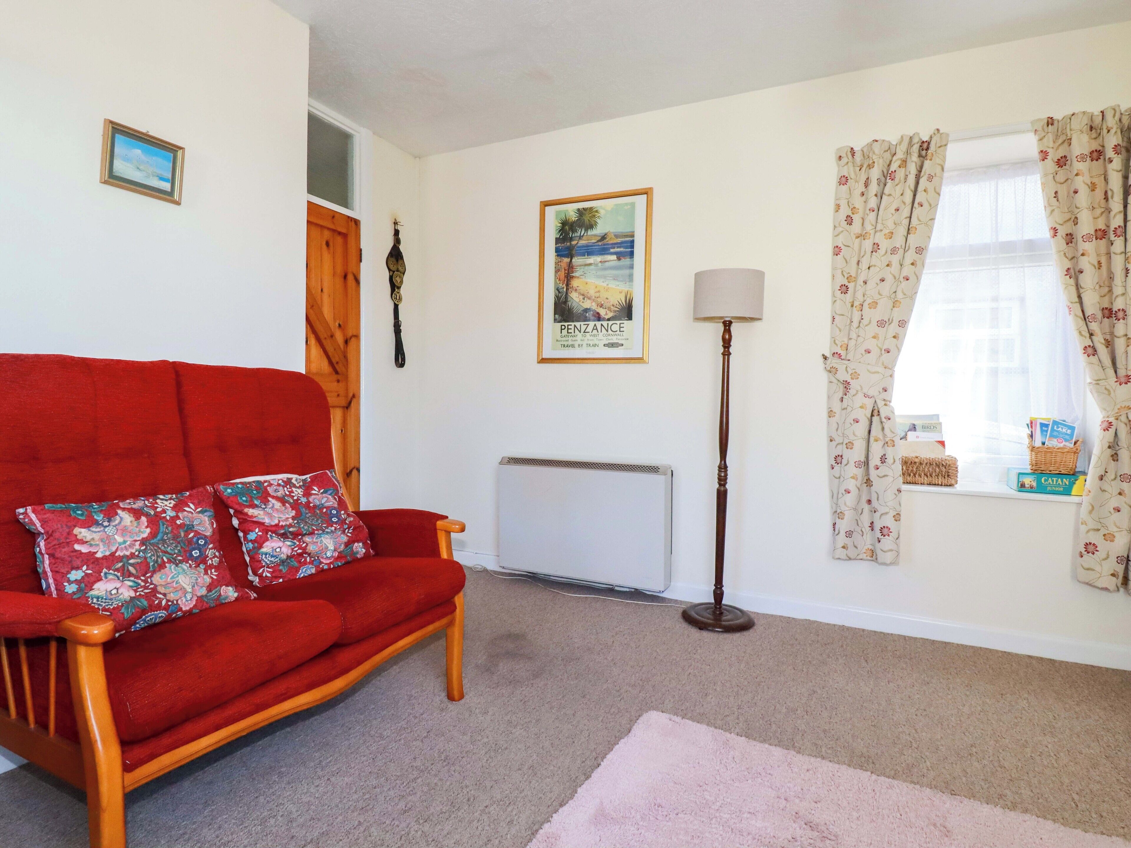 Cottage | Living area