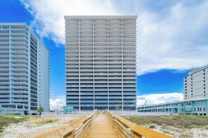 Exterior - Phoenix Gulf Shores 2 1203 •	New Beachfront Luxury! (Gulf Shores)