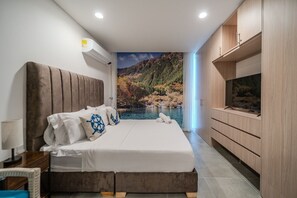 1 bedroom, iron/ironing board, bed sheets