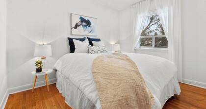 Cozy Private Room in Forest Hill | Second Floor | 28+ Day Stays Only