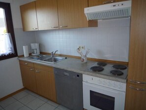 Fridge, microwave, dishwasher, toaster