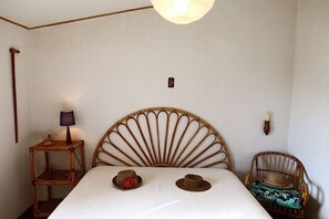 5 Schlafzimmer, Bügeleisen/Bügelbrett, Bettwäsche