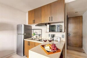 Fridge, microwave, stovetop, coffee/tea maker - Tulum City Apartments BAKAL - B (Tulum)