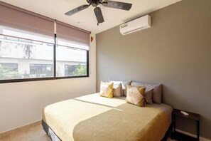 2 habitaciones, escritorio, tabla de planchar con plancha y wifi gratis