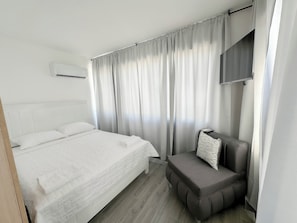 1 bedroom, iron/ironing board, WiFi, bed sheets