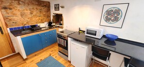 Mikrovågsugn, ugn och spishäll