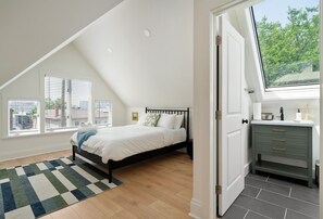 4 bedrooms, Internet