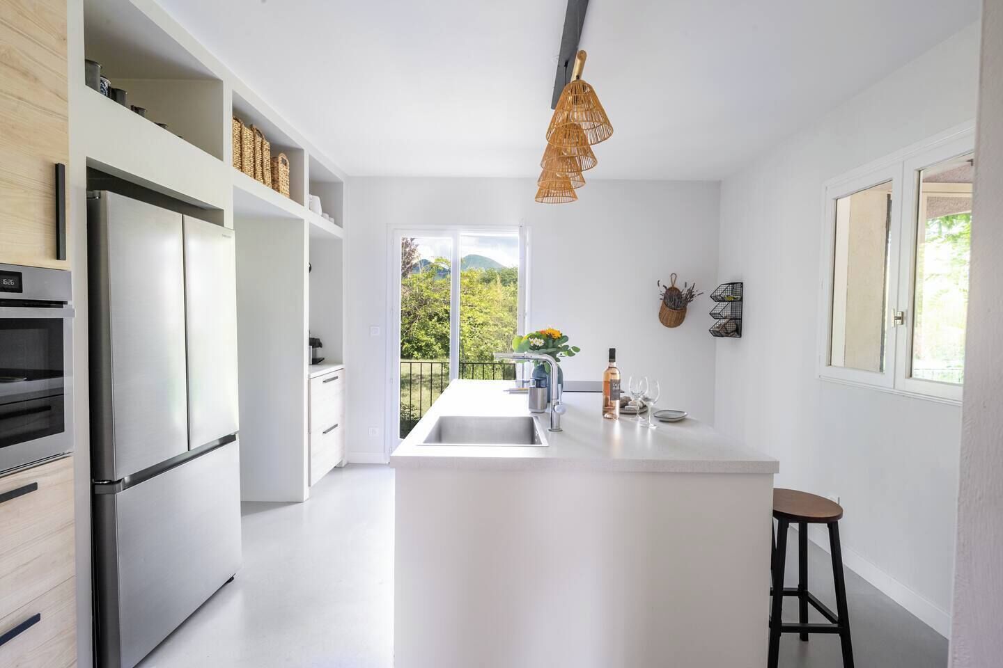 Réfrigérateur, micro-ondes, four, lave-vaisselle