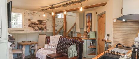 Cottage | Living area