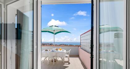 Seaview & Pool Retreat Il Poggio
