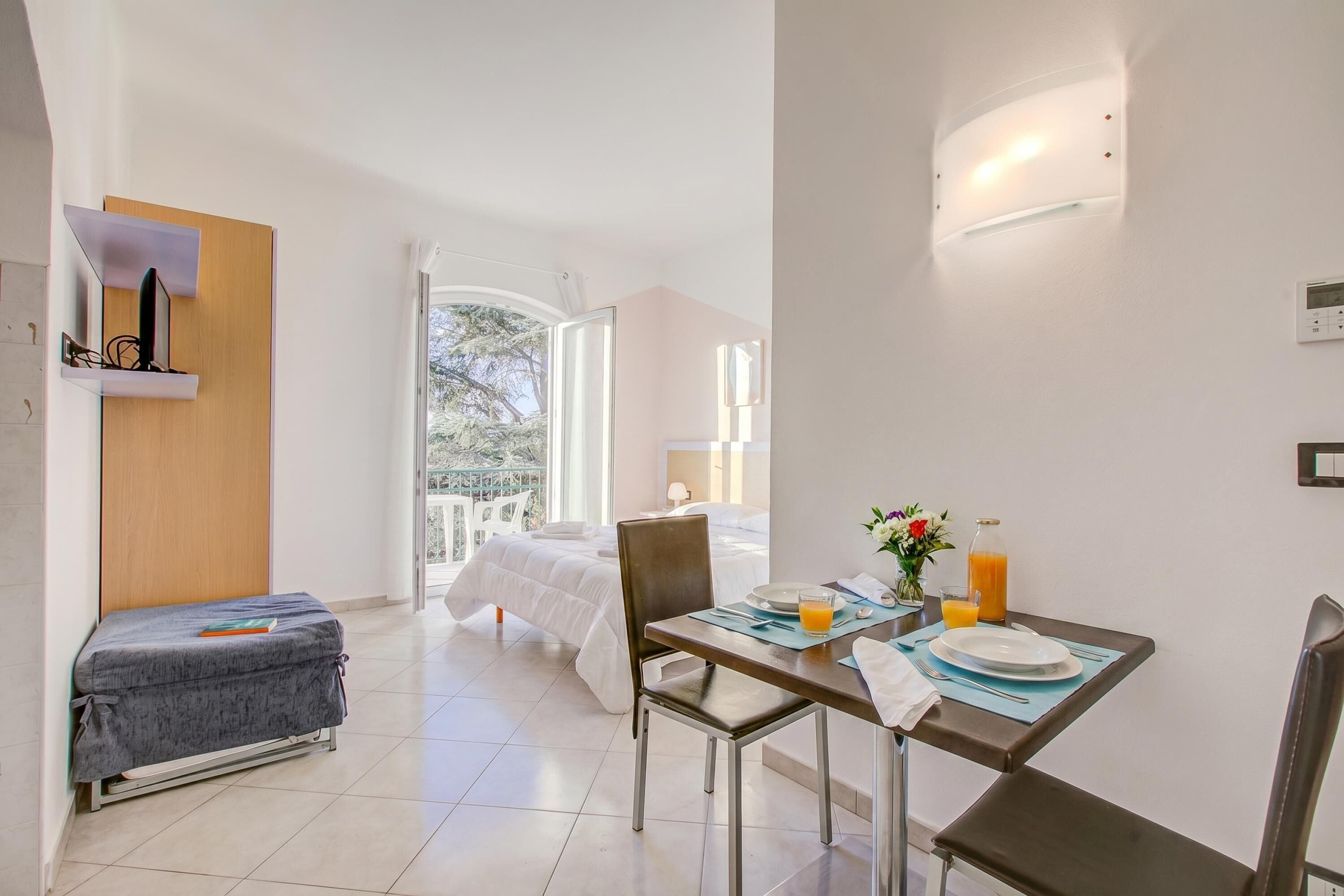 Family Studio, Air conditioning, Sea View (Seaview Pool Retreat - M10)