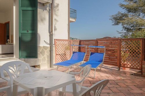 Seaview & Pool Retreat Il Poggio